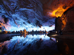 Grotte des flutes de roseau Ludiyan